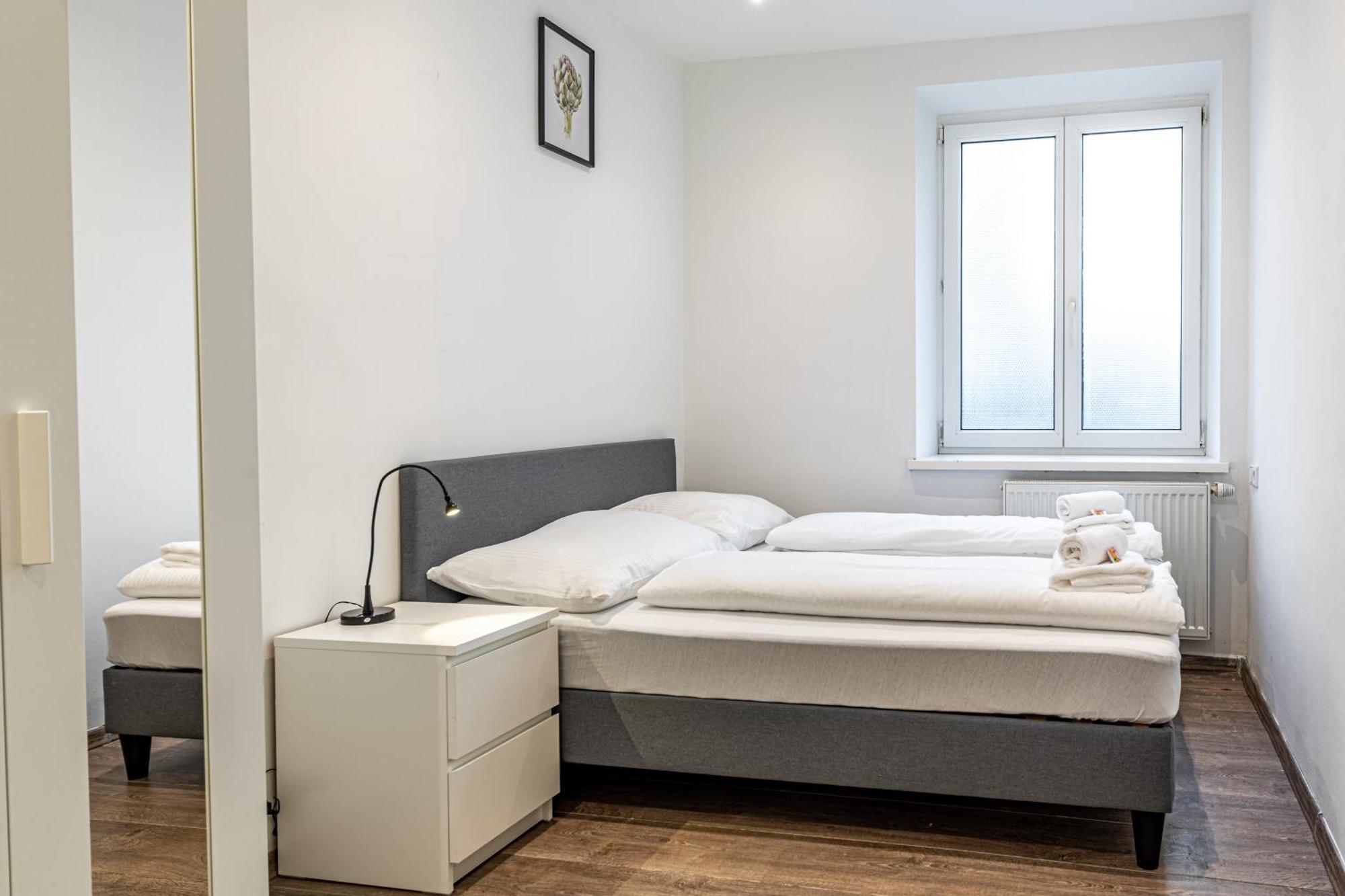 Apartament Hub Close To Main Station By Jr *