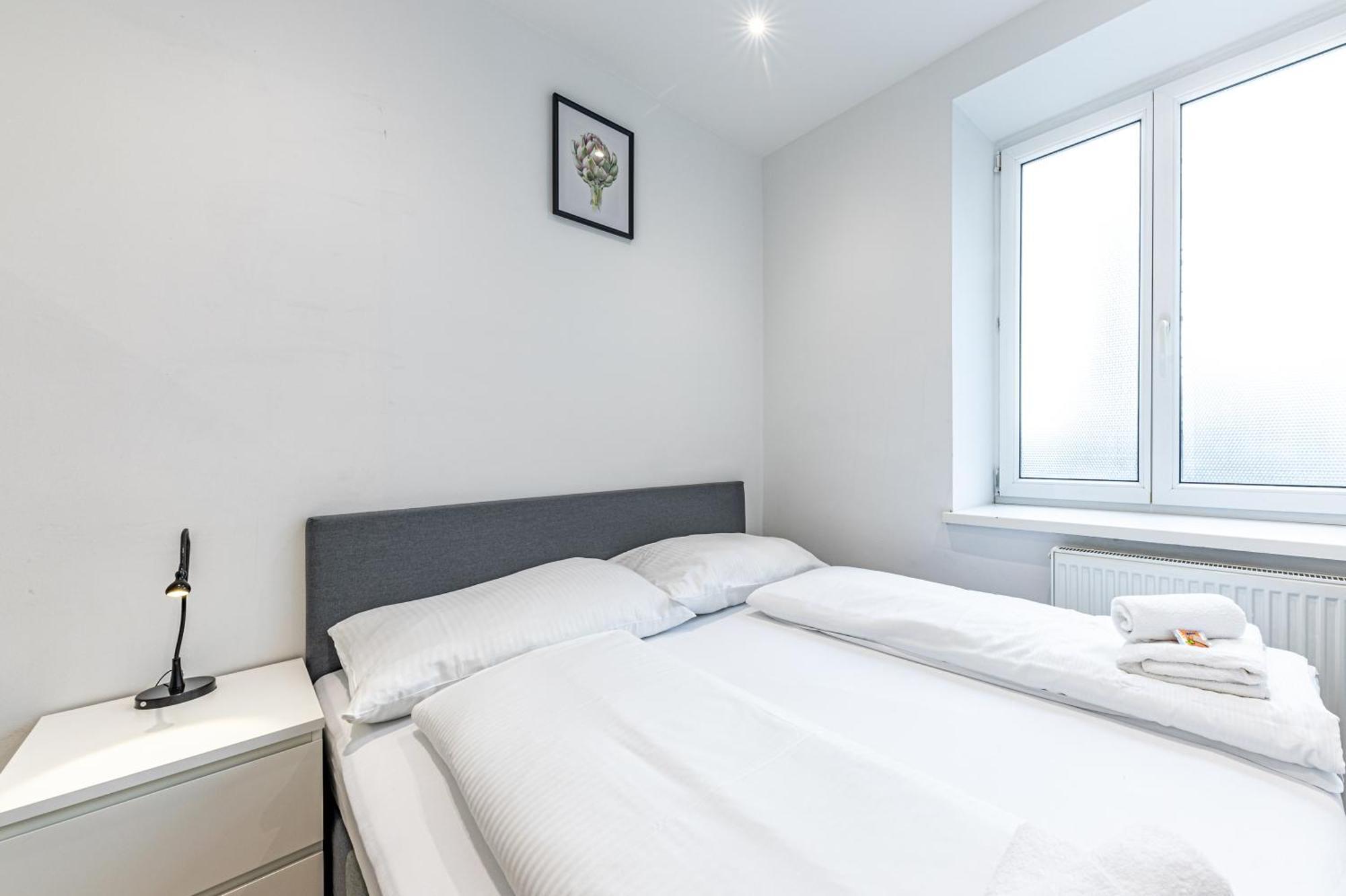 Apartament Hub Close To Main Station By Jr *